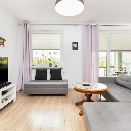 Lesna By Renters Apartman