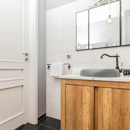 Apartman Lesna By Renters